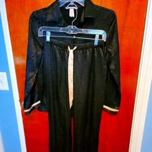 Victoria  Secret XS Silky Pajama Set